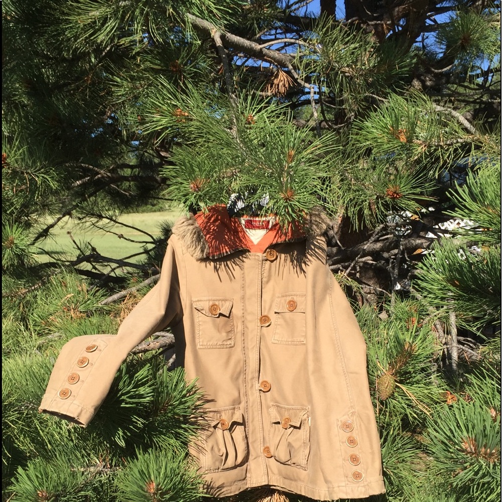 Hollister jacket from 2004! Good condition!